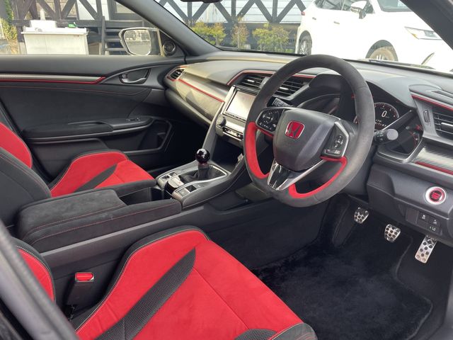 CIVIC hatchback