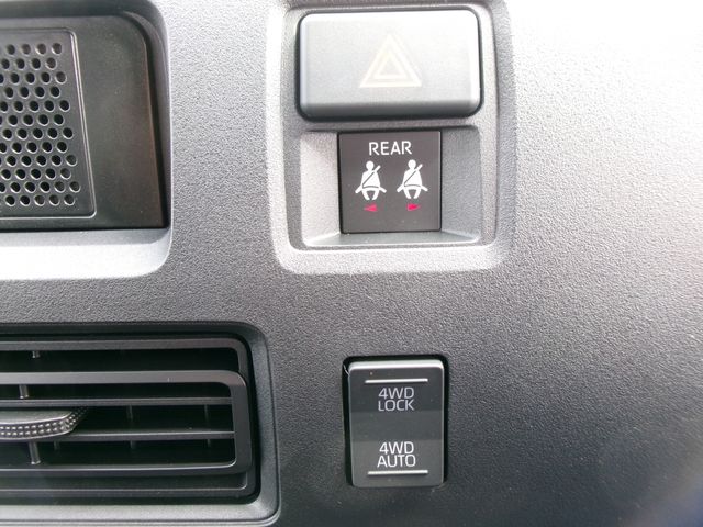 SAMBAR van 4WD