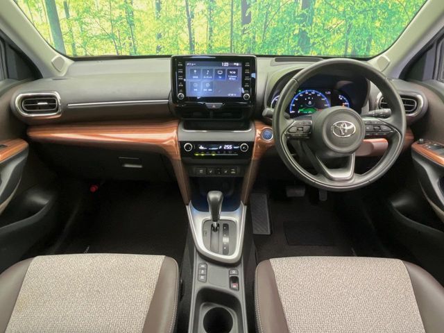 YARIS CROSS HYBRID