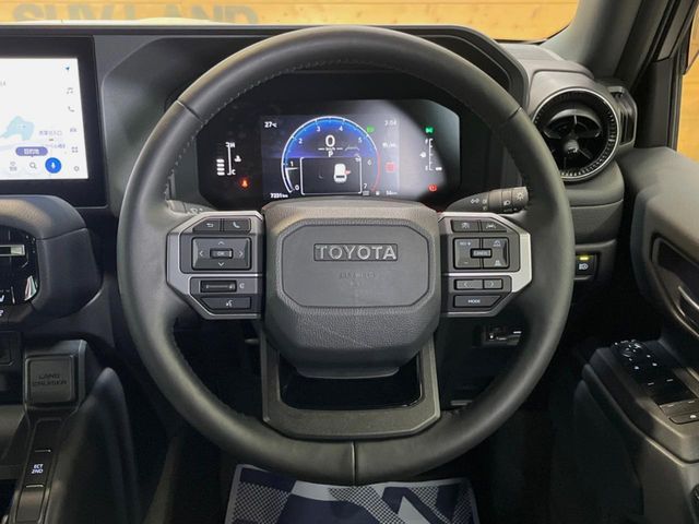 LANDCRUISER 250