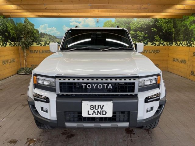 LANDCRUISER 250