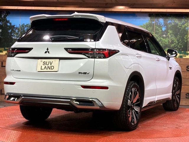 OUTLANDER PHEV