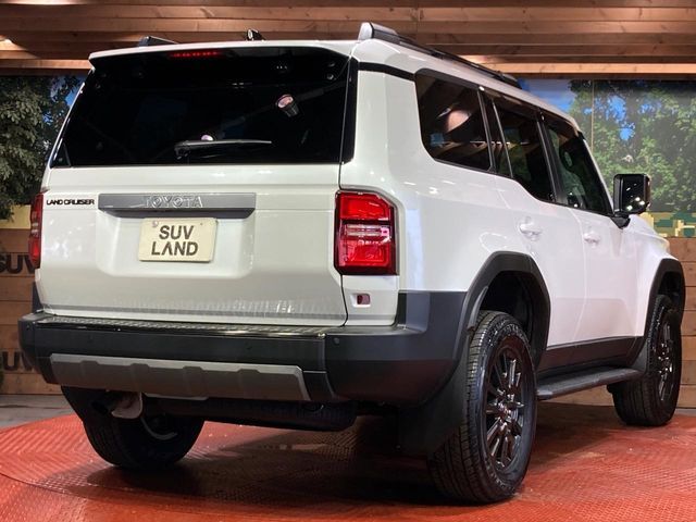 LANDCRUISER 250