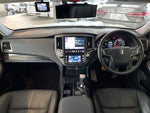 CROWN sedan hybrid