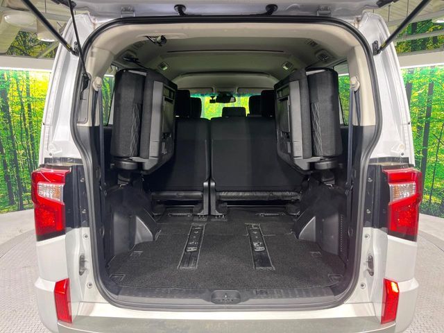 DELICA D:5 4WD