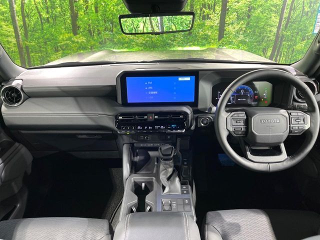LANDCRUISER 250