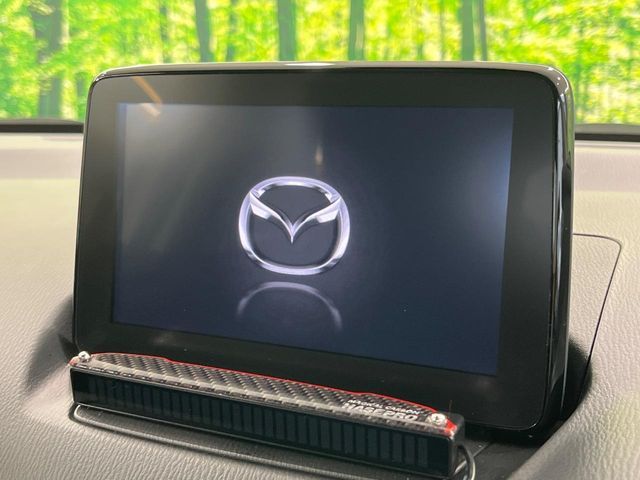 MAZDA2