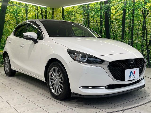 MAZDA2