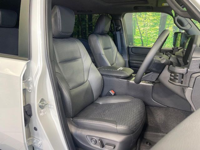 LANDCRUISER 250
