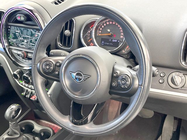 BMW MINI COOPER SD CROSSOVER