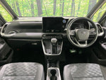 VOXY HYBRID 4WD