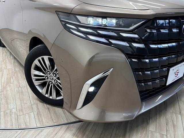 ALPHARD hybrid