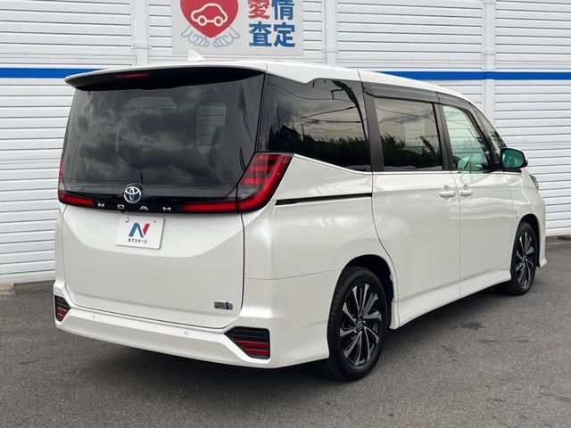 NOAH HYBRID