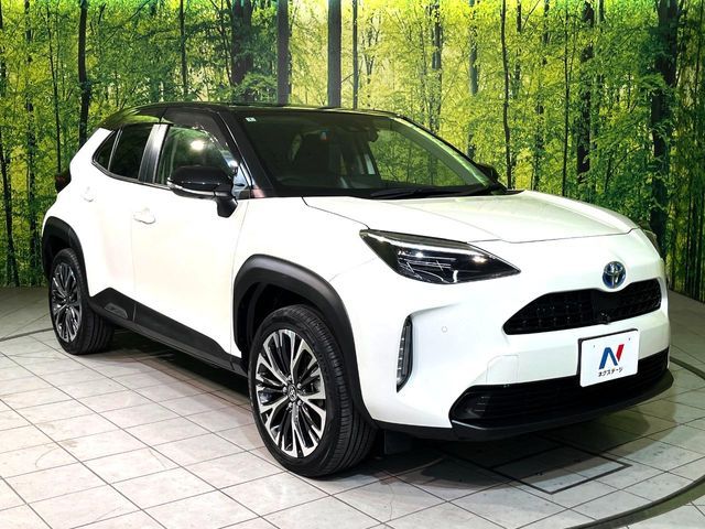 YARIS CROSS HYBRID