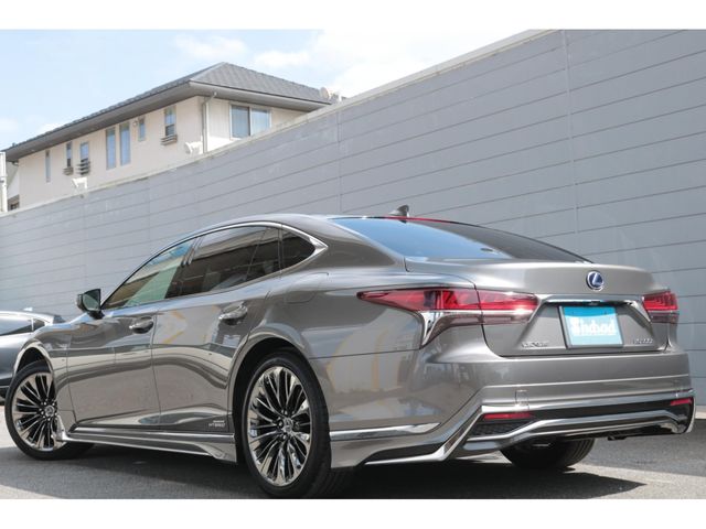 LEXUS LS500h