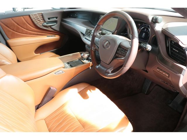 LEXUS LS500h