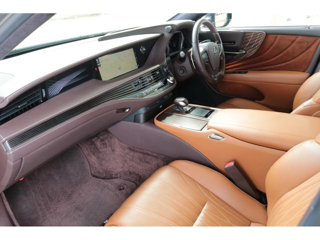 LEXUS LS500h
