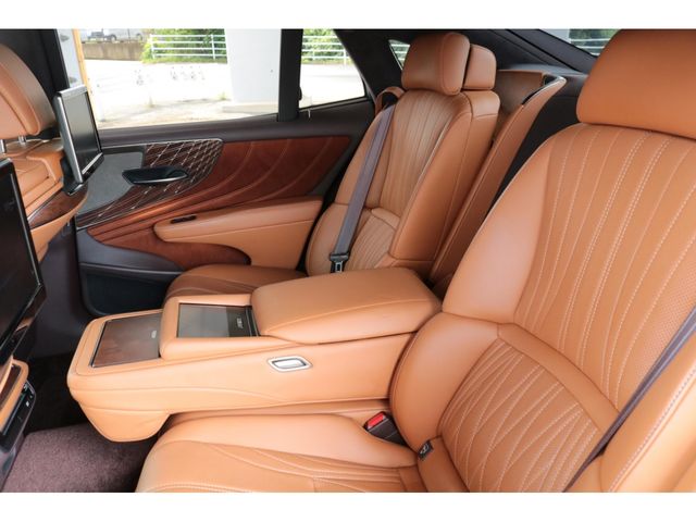 LEXUS LS500h