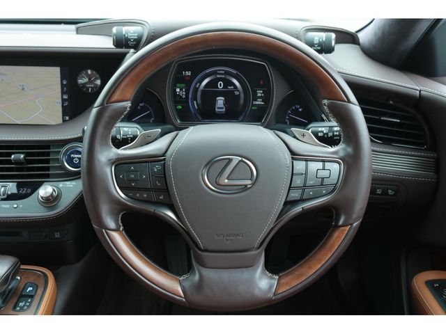 LEXUS LS500h