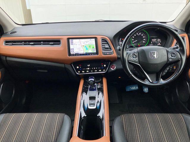 VEZEL HYBRID 4WD