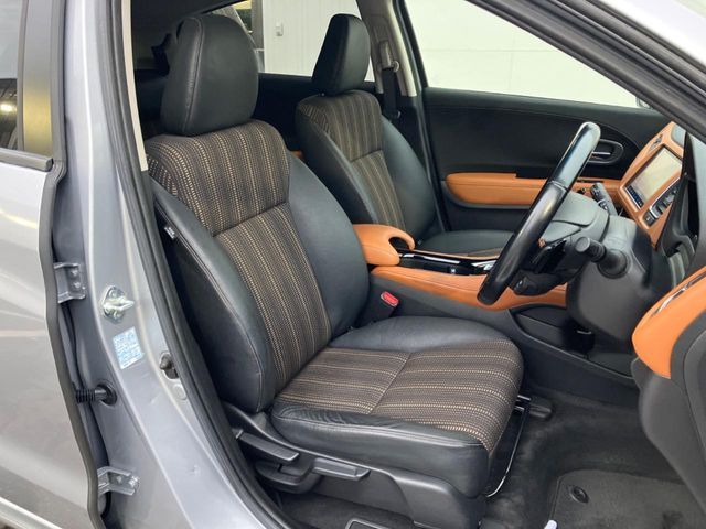 VEZEL HYBRID 4WD