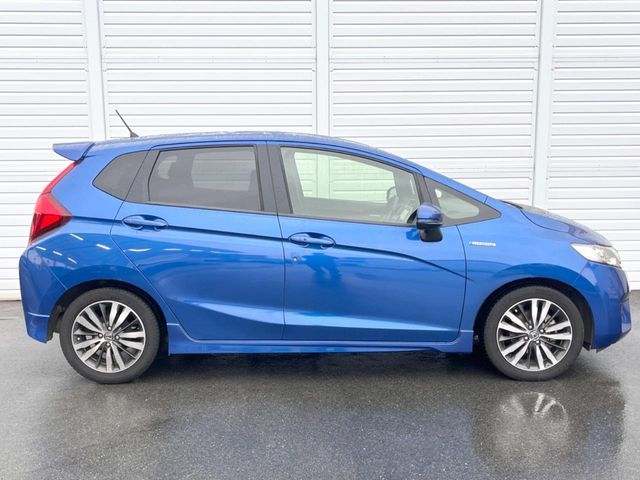 FIT HYBRID
