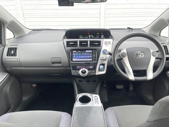 PRIUS Alpha