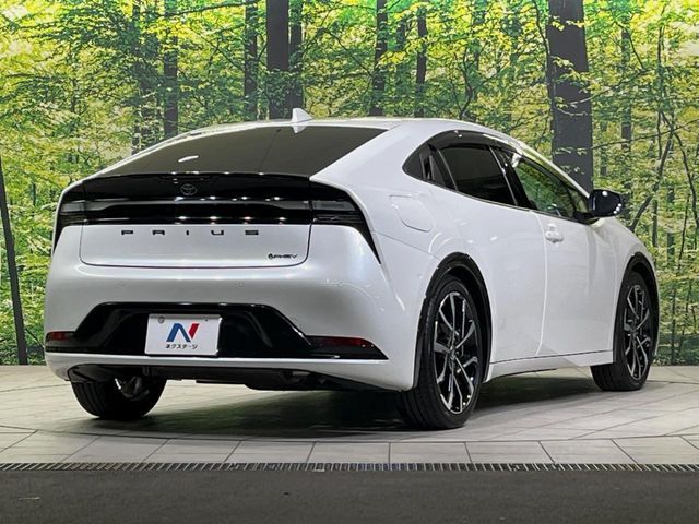 PRIUS PHV