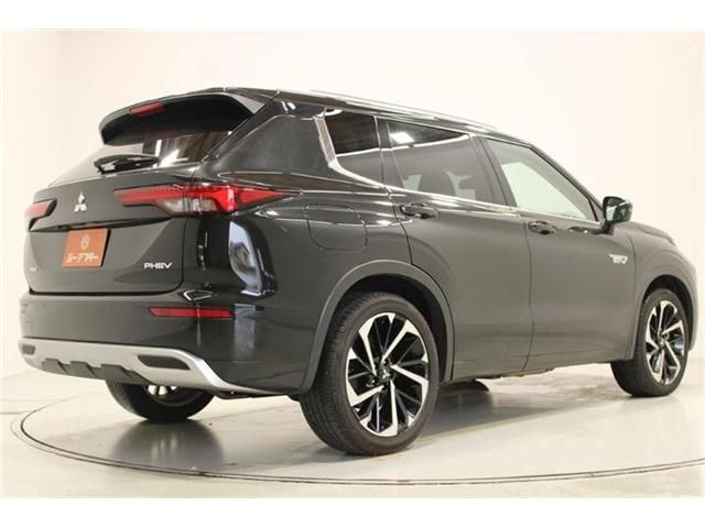 OUTLANDER PHEV