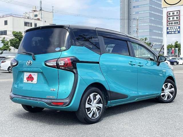 SIENTA HYBRID