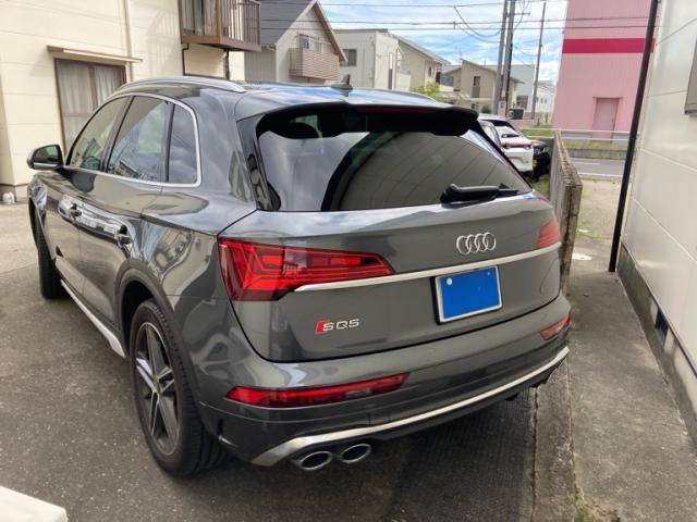 AUDI SQ5