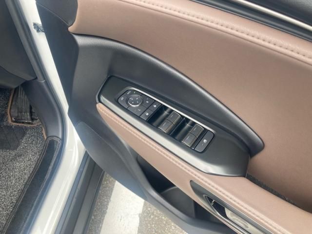 LEXUS LBX
