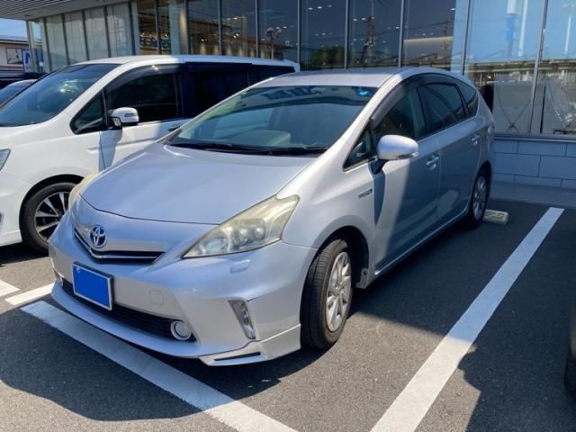 PRIUS Alpha