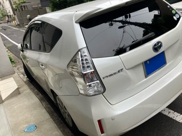 PRIUS Alpha