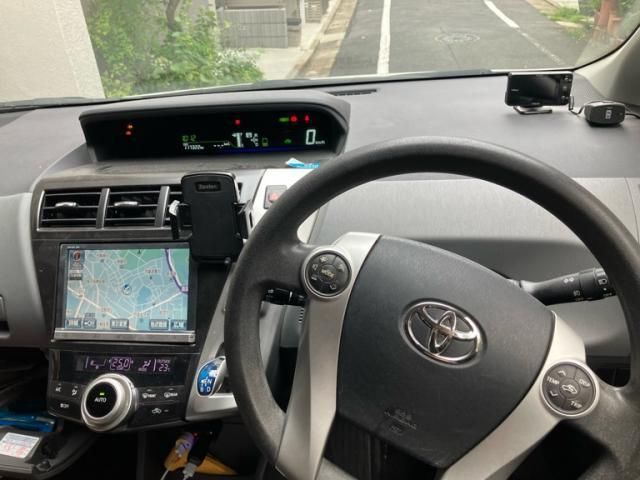 PRIUS Alpha