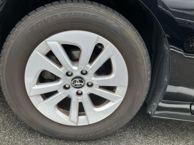 PRIUS 4WD