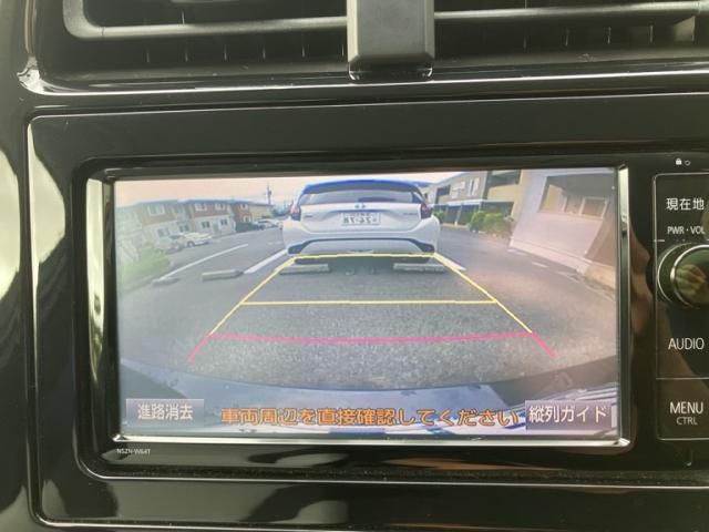 PRIUS 4WD