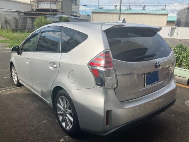 PRIUS Alpha