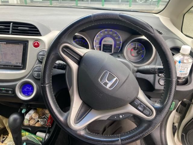 FIT HYBRID