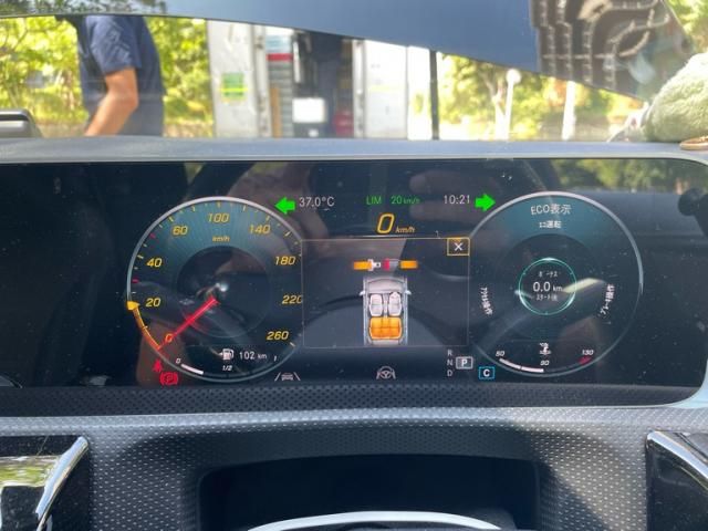MERCEDES BENZ CLA class