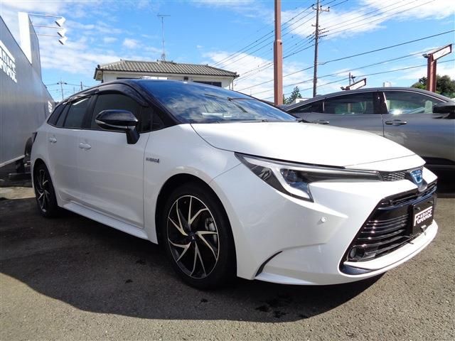 COROLLA TOURING HYBRID