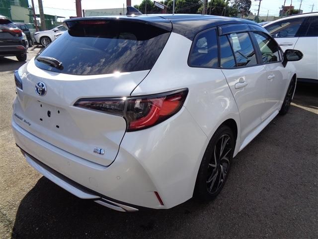 COROLLA TOURING HYBRID