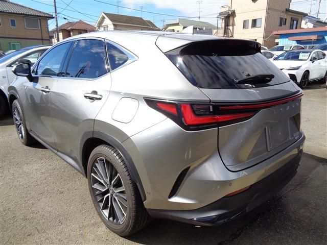 LEXUS NX350h AWD