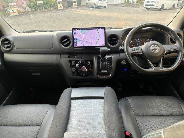CARAVAN van 2WD