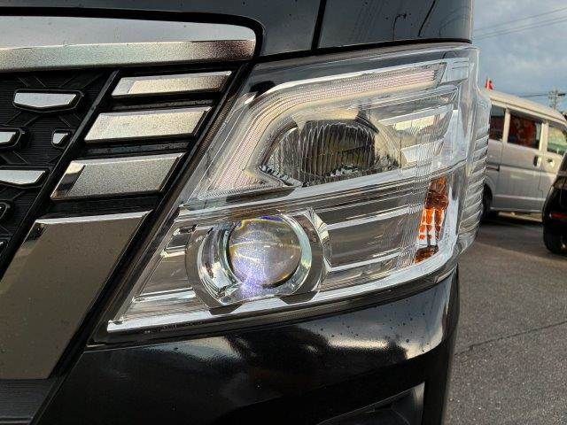 CARAVAN van 2WD