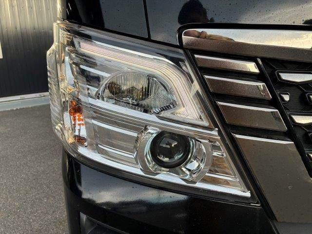 CARAVAN van 2WD
