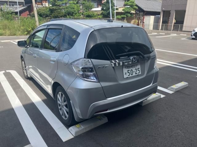 FIT HYBRID
