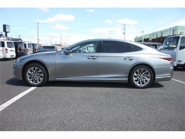 LEXUS LS500h