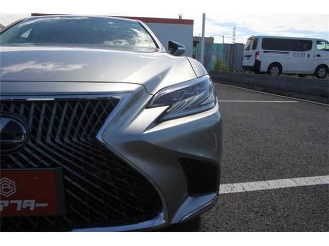 LEXUS LS500h