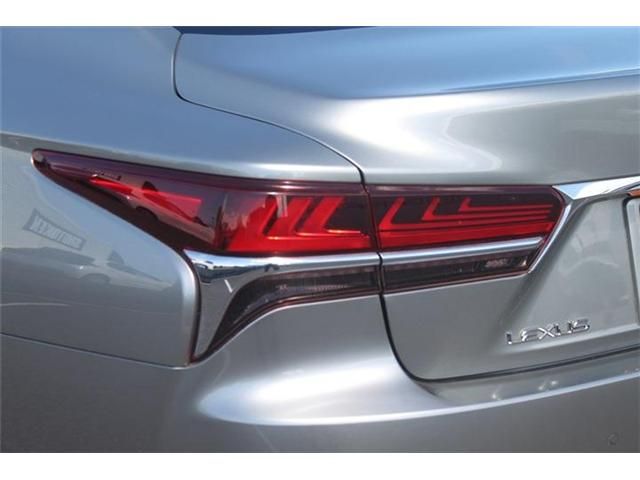 LEXUS LS500h